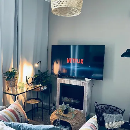 Lux *
